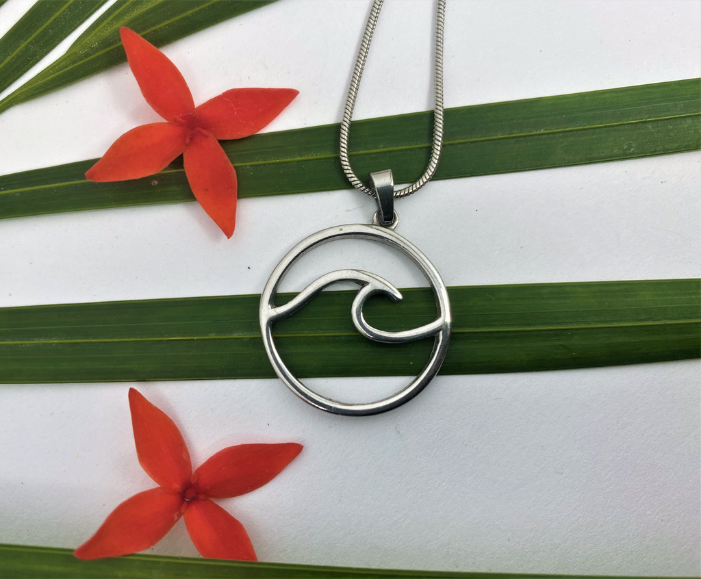 Stainless Steel Wave Necklace Silver